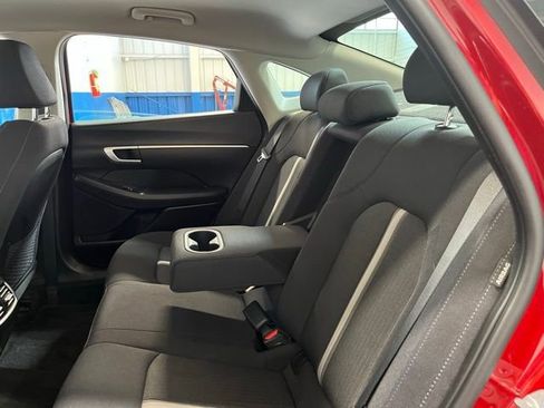 Used 2025 Hyundai Sonata SEL FWD image 18