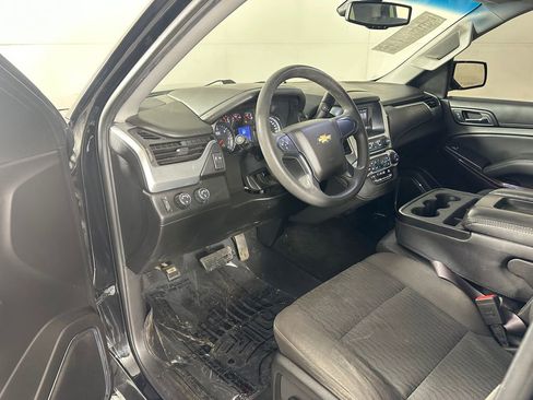 Used 2017 Chevrolet Tahoe LS w/ Remote Keyless Entry Package image 18