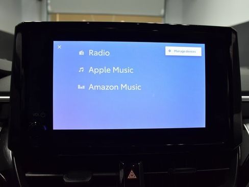 Used 2025 Toyota Corolla SE image 20