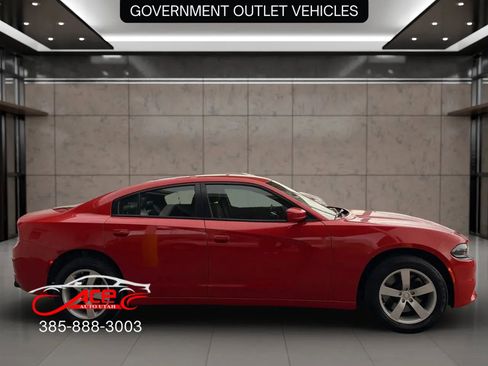 Used 2022 Dodge Charger Police w/ Street Appearance Group image 8