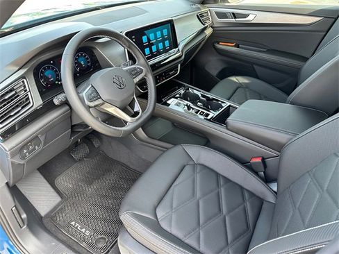 New 2026 Volkswagen Atlas Cross Sport SE image 9