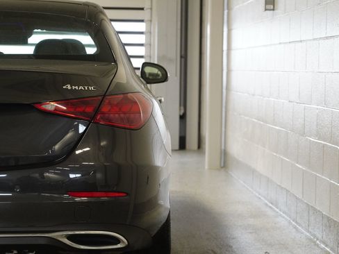 Certified 2022 Mercedes-Benz C 300 4MATIC Sedan image 11