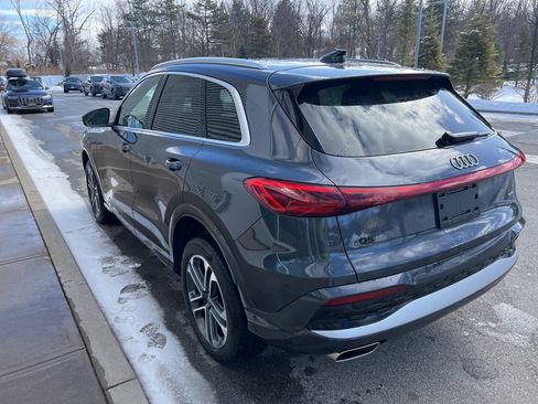 Used 2025 Audi Q5 Premium Plus w/ Premium Plus image 34