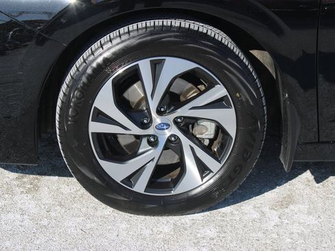 Used 2025 Subaru Legacy Premium image 28