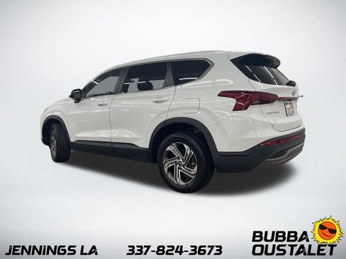 Used 2021 Hyundai Santa Fe SE FWD image 3
