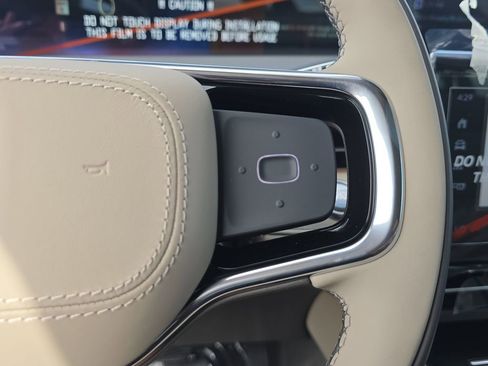 New 2025 Lincoln Nautilus Reserve image 21