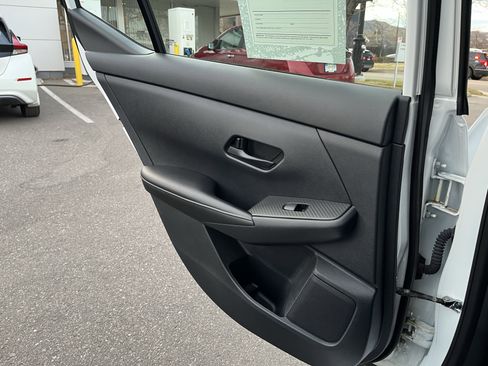 Certified 2025 Nissan Sentra S image 28