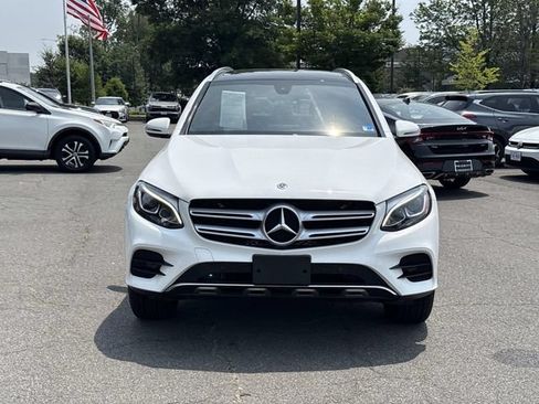 Used 2019 Mercedes-Benz GLC 300 4MATIC image 6