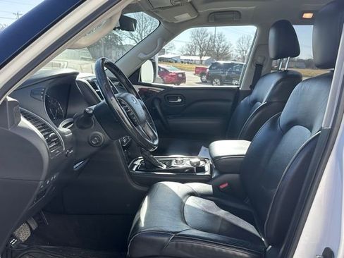 Used 2021 INFINITI QX80 Luxe image 11