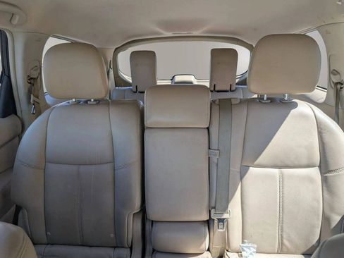 Used 2013 Nissan Pathfinder SL FWD image 26