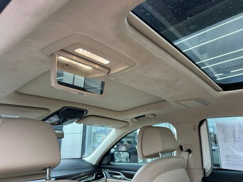 Used 2016 BMW 740i image 23