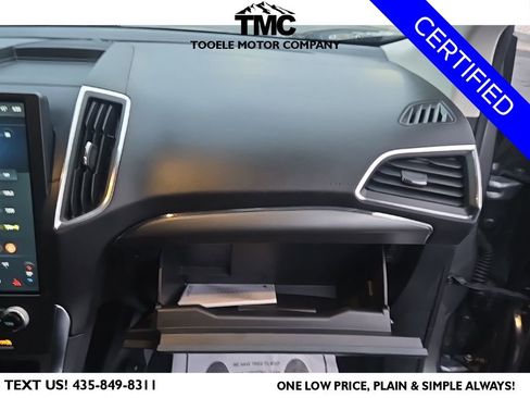 Used 2024 Ford Edge Titanium image 32