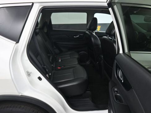 Used 2017 Nissan Rogue SL w/ SL Premium Package AWD/4WD image 38
