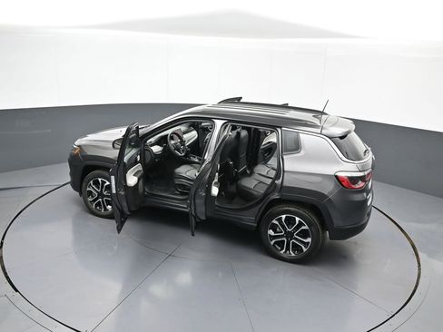 Used 2023 Jeep Compass Limited AWD/4WD image 42