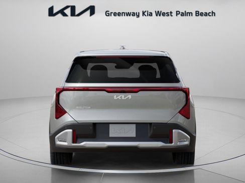New 2027 Kia Seltos S FWD image 7