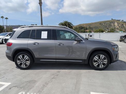 Used 2026 Mercedes-Benz GLB 250 image 4