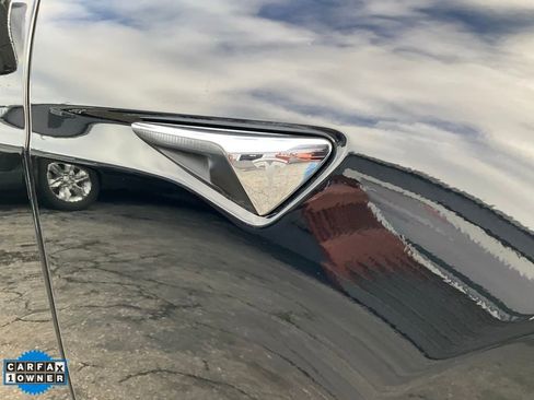 Used 2018 Tesla Model S 100D image 78