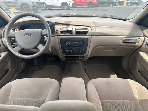 Used 2006 Ford Taurus SE FWD image 17
