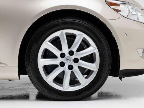 Used 2012 Lexus LS 460 w/ Luxury Value Edition RWD image 33
