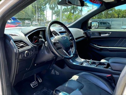 Used 2019 Ford Edge ST w/ Equipment Group 401A AWD/4WD image 14