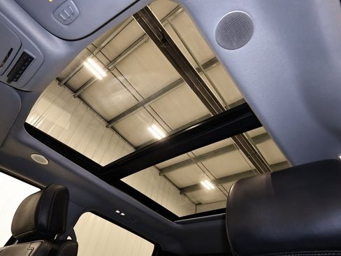 Certified 2024 Ford F350 Lariat w/ Lariat Ultimate Package image 33