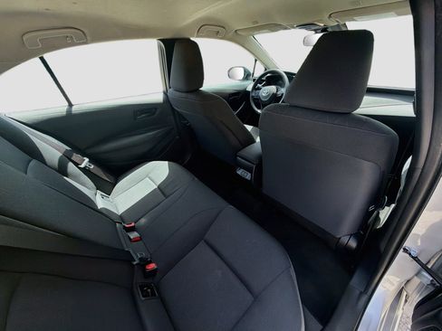 Used 2023 Toyota Corolla LE FWD image 28