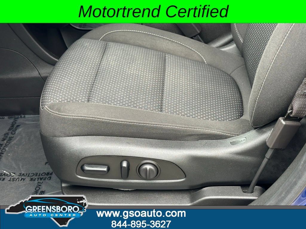 Used 2023 GMC Acadia SLE w/ Driver Convenience Package AWD/4WD image 13