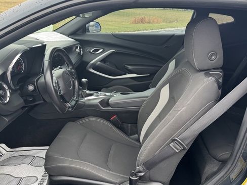 Used 2019 Chevrolet Camaro LT image 10