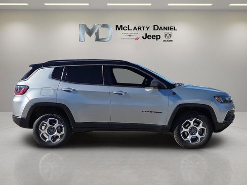 Used 2022 Jeep Compass Trailhawk w/ Trailer Tow Group image 6