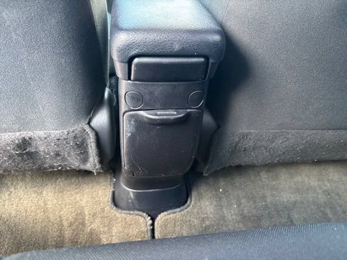 Used 2018 Toyota Prius C Two FWD image 18