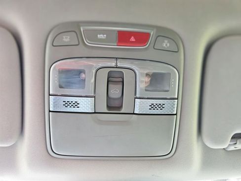 Used 2025 Kia Telluride S FWD image 27
