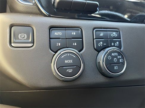 Certified 2024 Chevrolet Silverado 1500 LTZ w/ LTZ Premium Package image 13