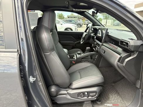 Used 2025 Toyota Tacoma TRD Pro AWD/4WD image 24