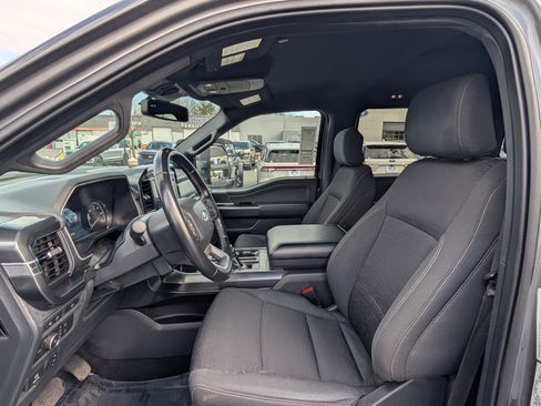 Certified 2022 Ford F150 XLT w/ Equipment Group 302A High image 14