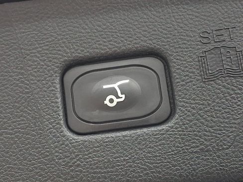 Used 2024 Ford Edge SEL w/ Convenience Package AWD/4WD image 30