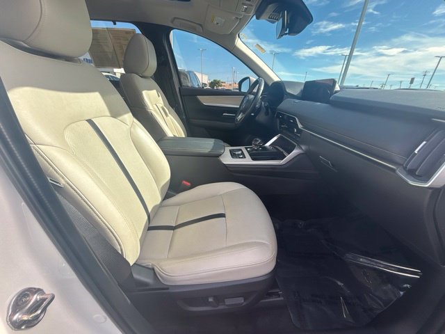 Certified 2024 MAZDA CX-90 3.3 Turbo w/ Preferred Package AWD/4WD image 23