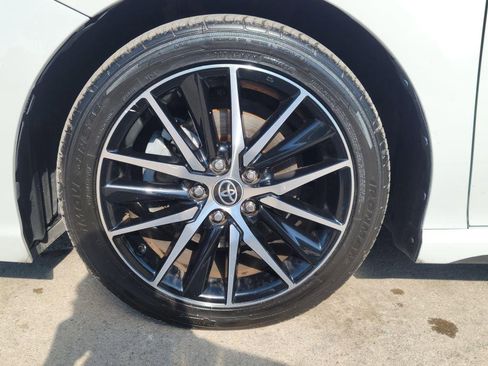 Used 2023 Toyota Camry SE image 16