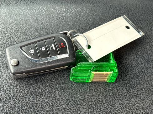 Used 2020 Toyota Camry LE FWD image 24