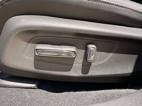Certified 2024 Honda HR-V EX-L image 25