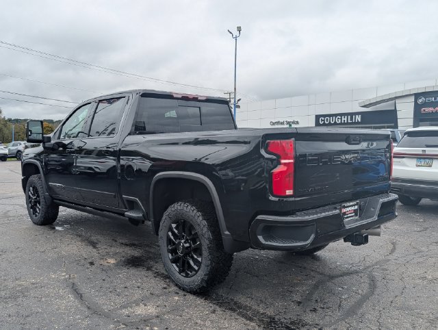 New 2026 Chevrolet Silverado 2500 High Country w/ Midnight Edition AWD/4WD image 6