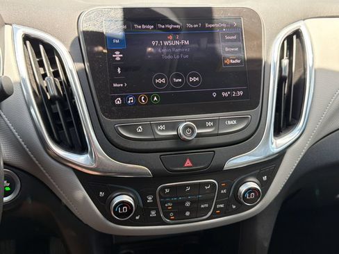 Used 2019 Chevrolet Equinox Premier FWD image 20