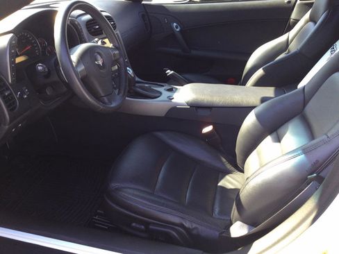 Used 2007 Chevrolet Corvette Convertible w/ Preferred Equipment Group image 25