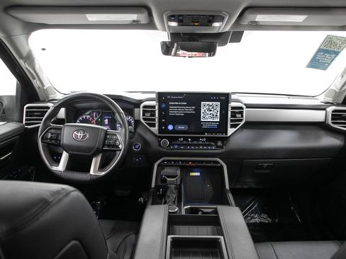 Used 2023 Toyota Tundra Limited AWD/4WD image 16