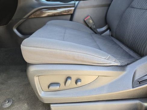 Used 2018 Chevrolet Tahoe LS image 23