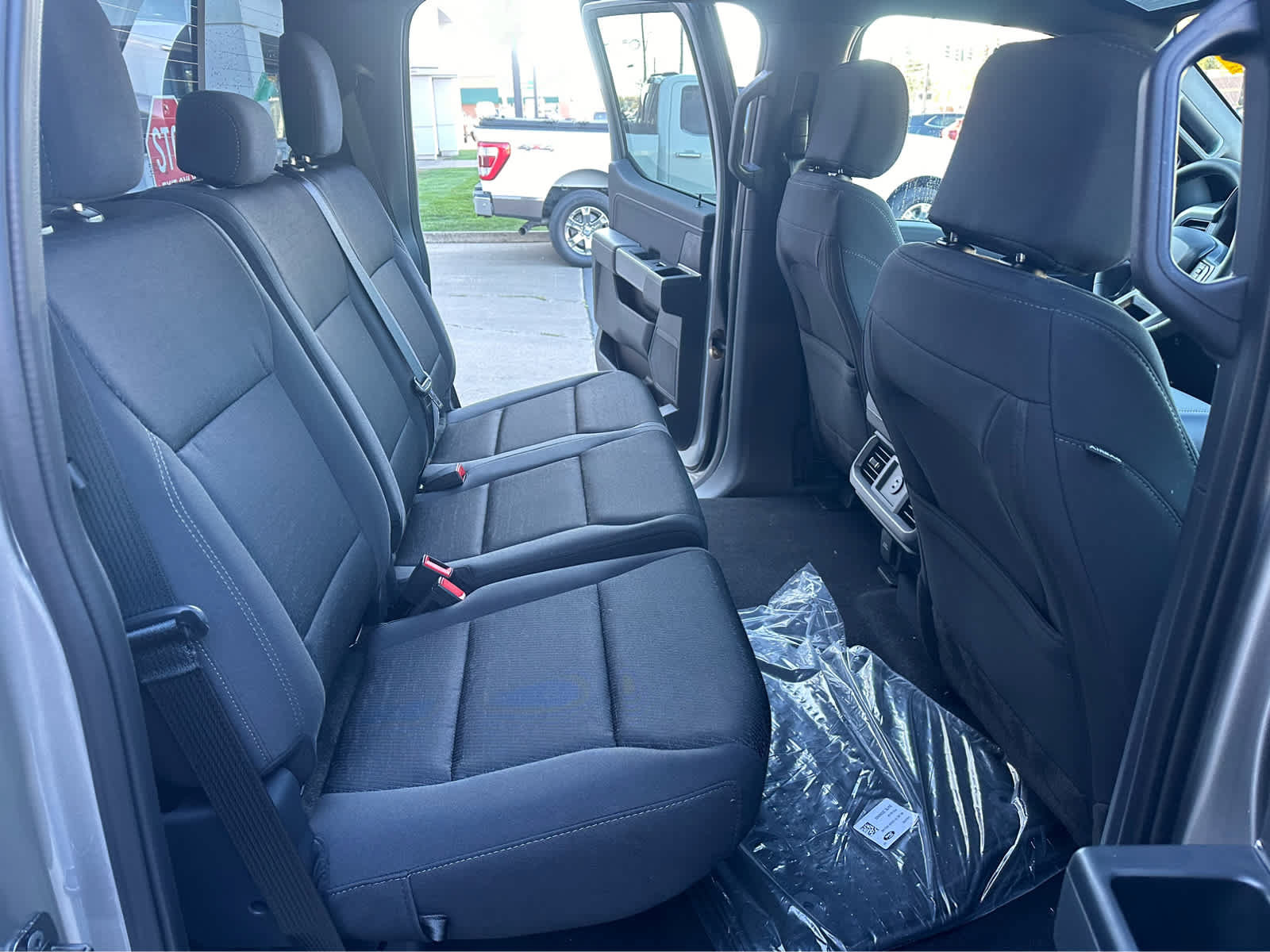 New 2026 Ford F150 XLT w/ Equipment Group 302A MID AWD/4WD image 32