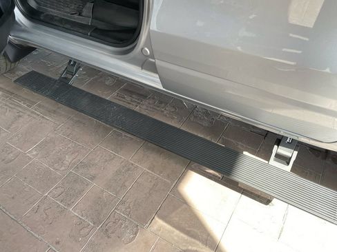Used 2023 RAM 1500 Big Horn RWD image 30