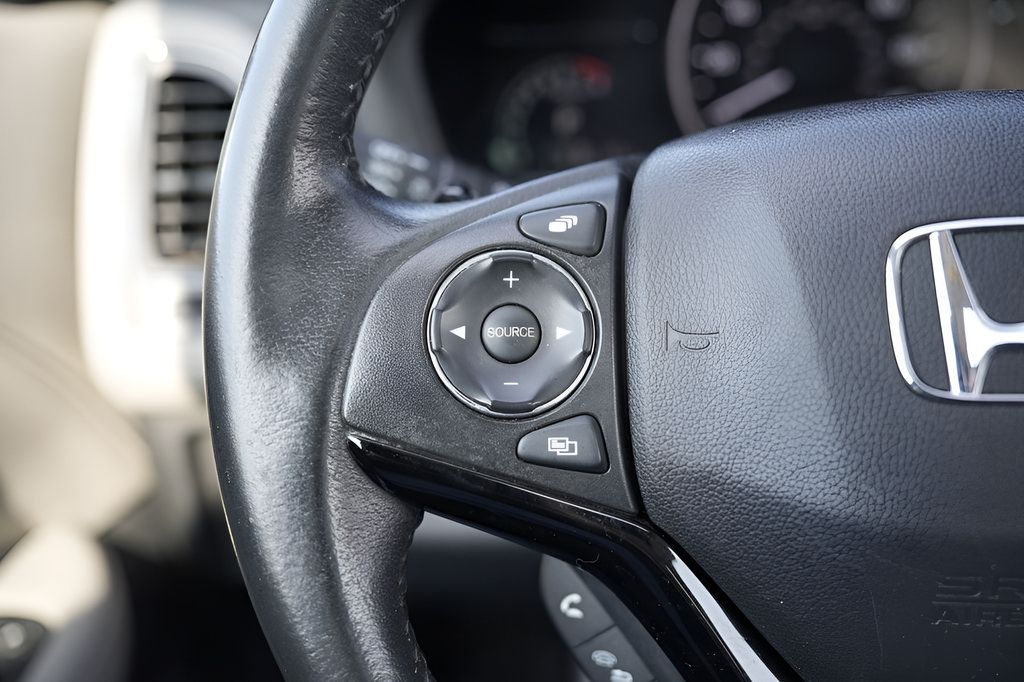 Used 2019 Honda HR-V EX-L image 25