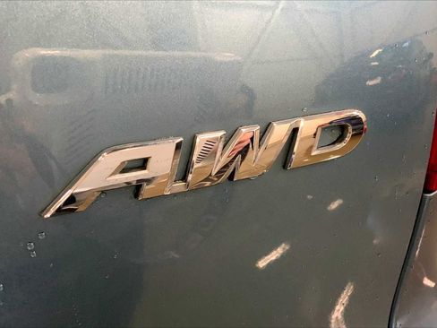 Used 2015 Honda CR-V LX image 10