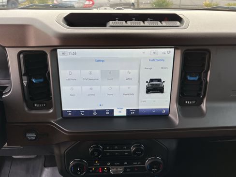 Used 2022 Ford Bronco Outer Banks image 22