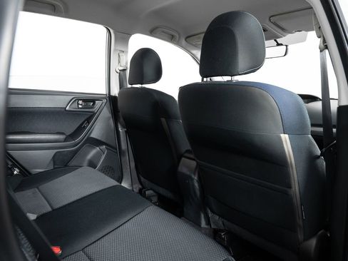 Used 2018 Subaru Forester 2.5i w/ Alloy Wheel Package image 20